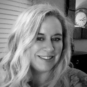 Meet your Posher, Becky